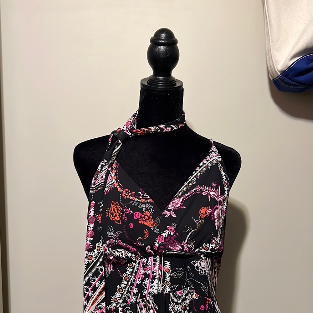 Like New - White House Black Market - Maxi dress; perfect for summer!